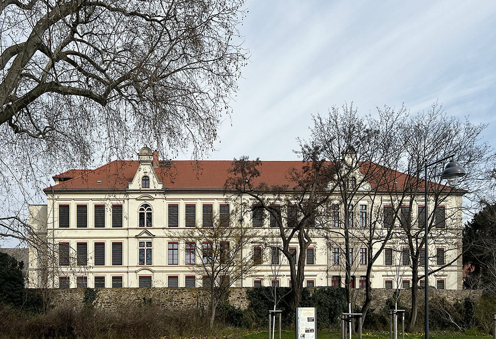 BSZ Großenhain, Fensterneuerung und Sonnenschutzanlage